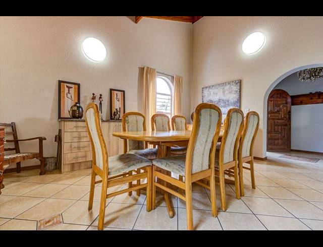 4 BEDROOM HOUSE FOR SALE IN EDLEEN